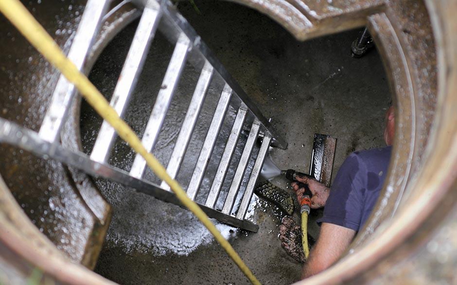 déboucher une toilette sans siphon Sceaux